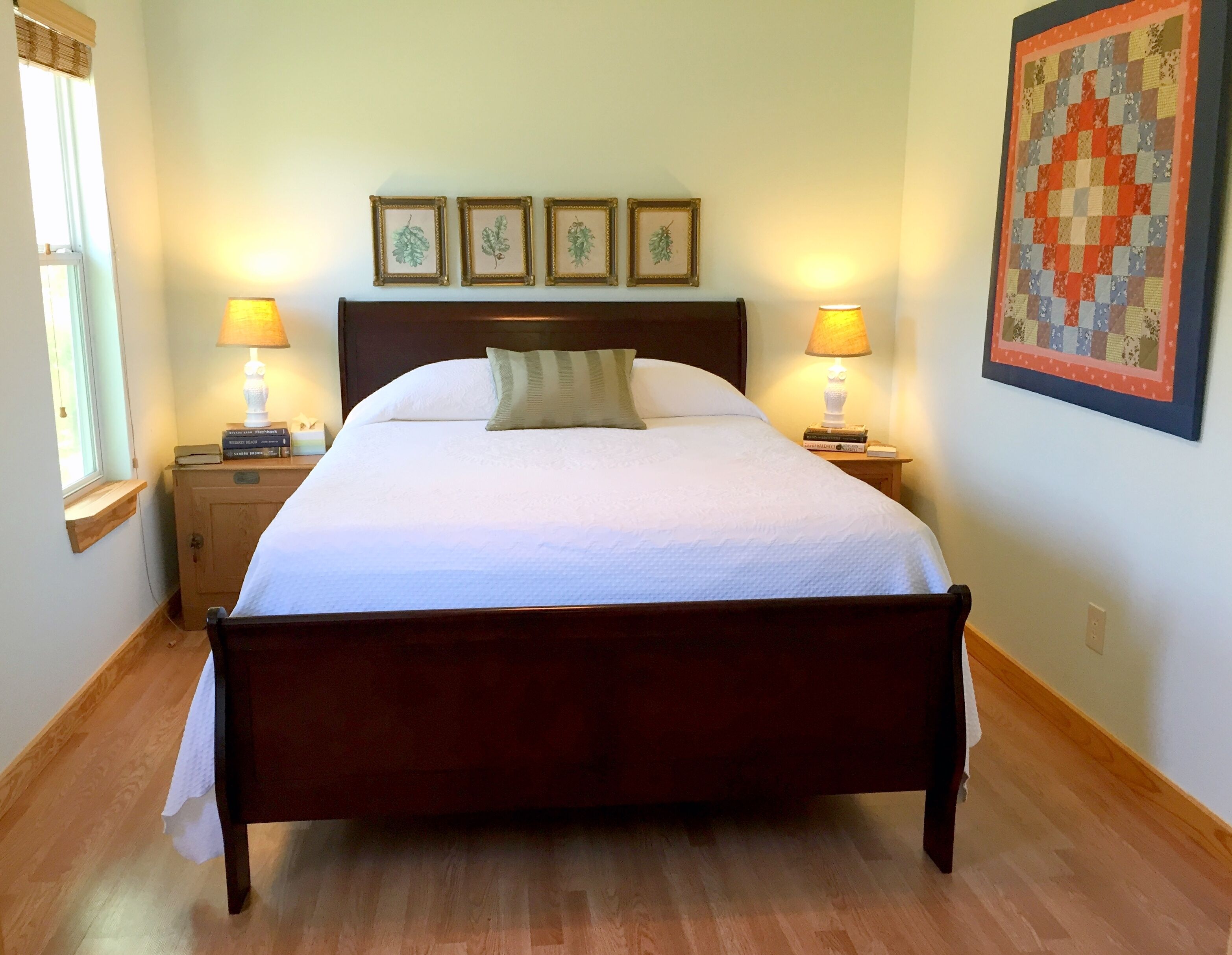 Papa's Palace at Stacy Ranch, cabin on 120 acres between Ingram & Hunt, TX