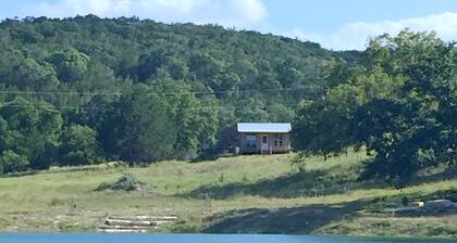 Papa's Palace at Stacy Ranch, cabin on 120 acres between Ingram & Hunt, TX
