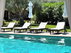Pool - Stunning Estate w/Pool Minutes to Downtown Sonoma (Sonoma)