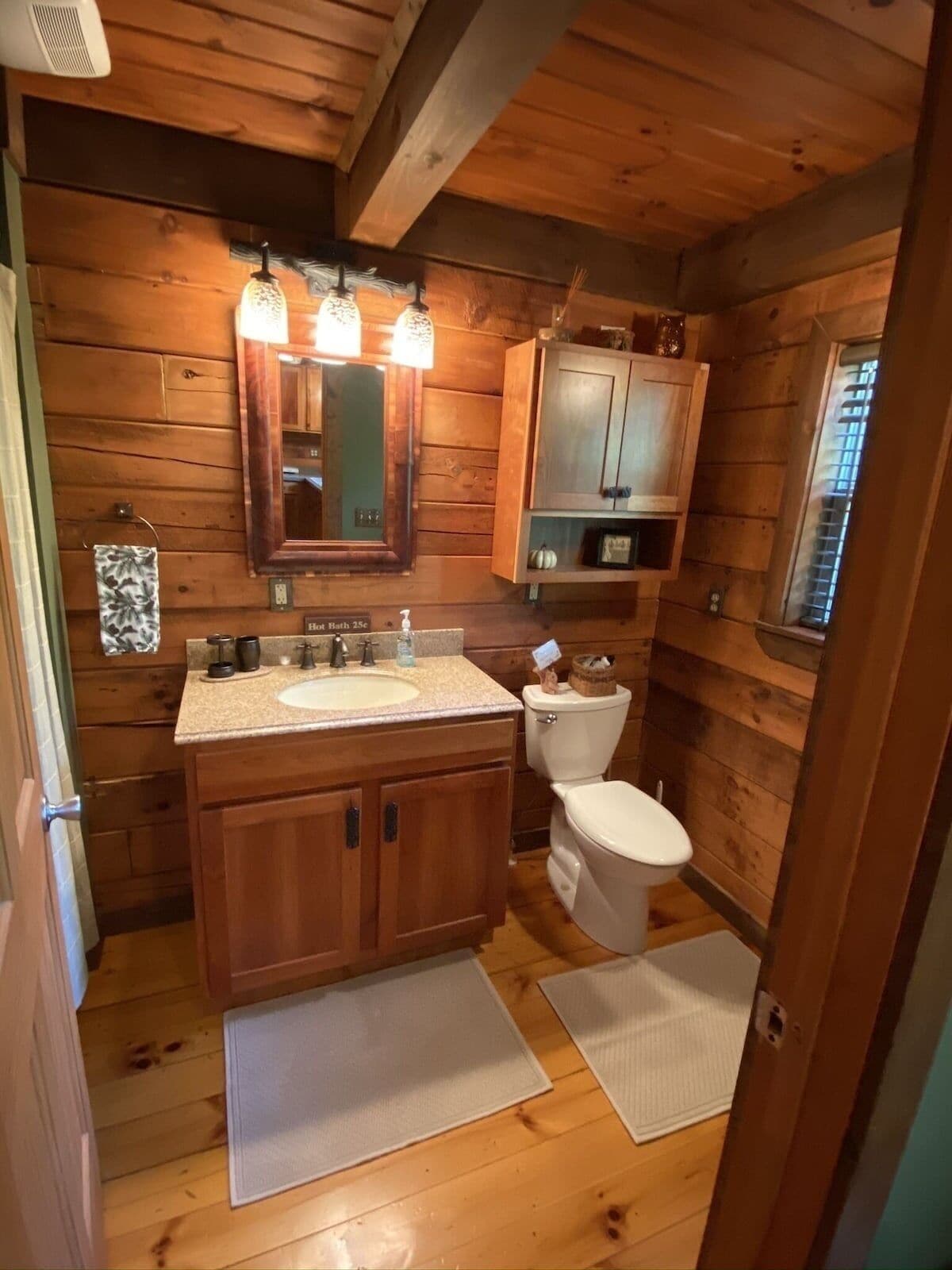 Combined shower/tub, hair dryer, towels, soap