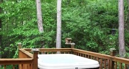 Beautiful Log Cabin For Romantic Getaways 20 Acres