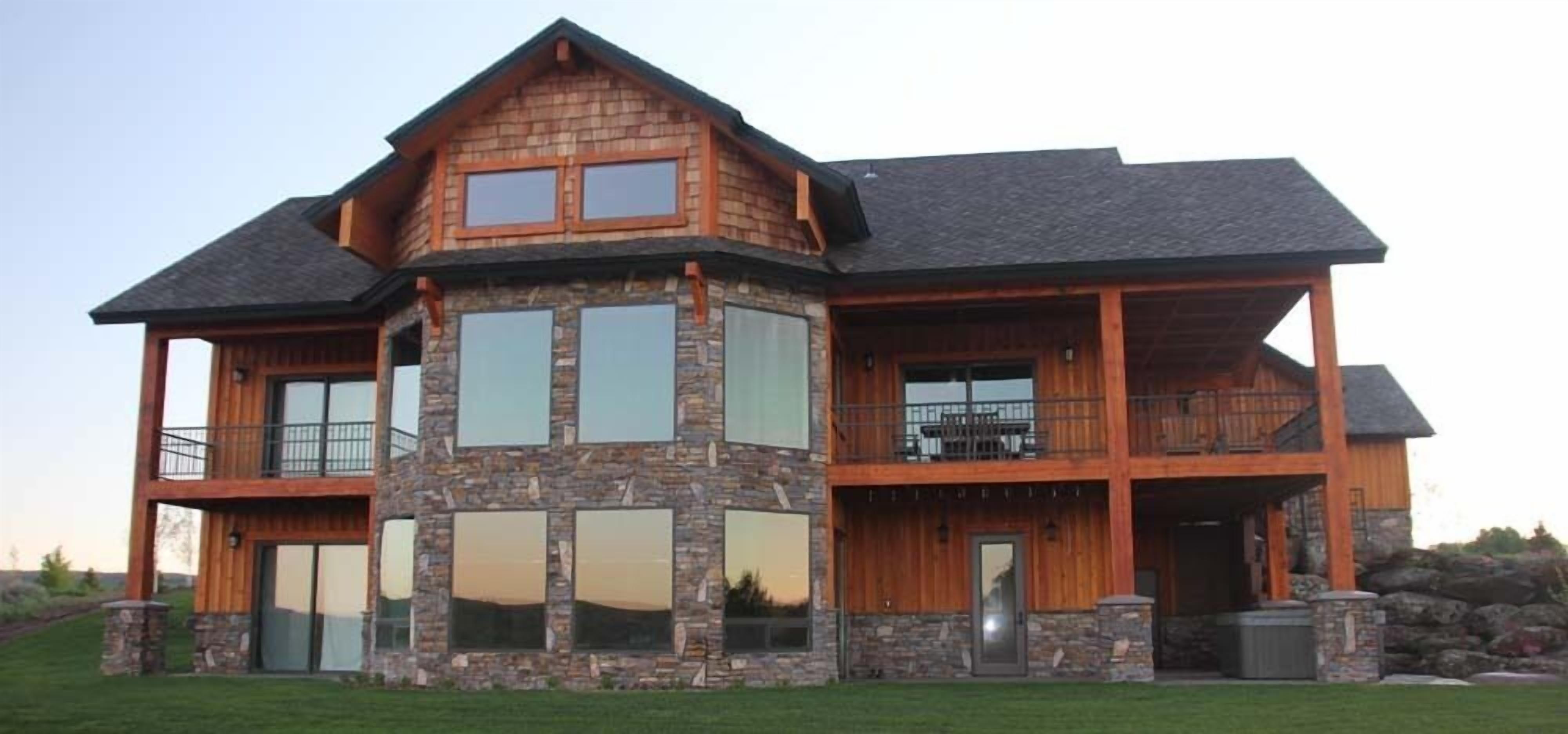 (10% weekly discount) - Riverfront Home On Snake River - near Yellowstone