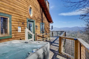 Terrace/patio - Mountaintop Log Cabin-Extraordinary Views! Hot Tub-20 Minutes To Downtown AVL (Arden)