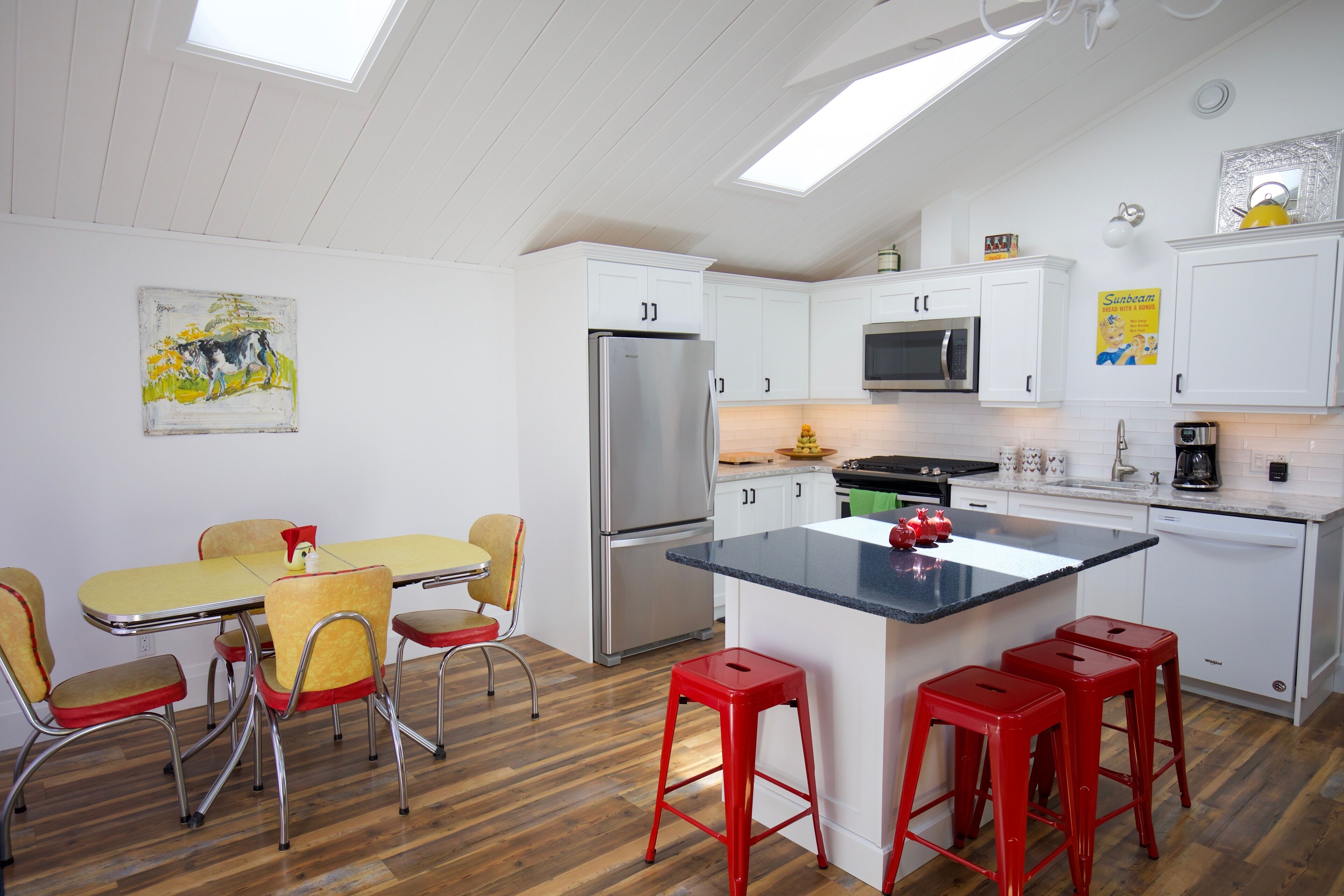 Fly the basket to the runaway rooster!