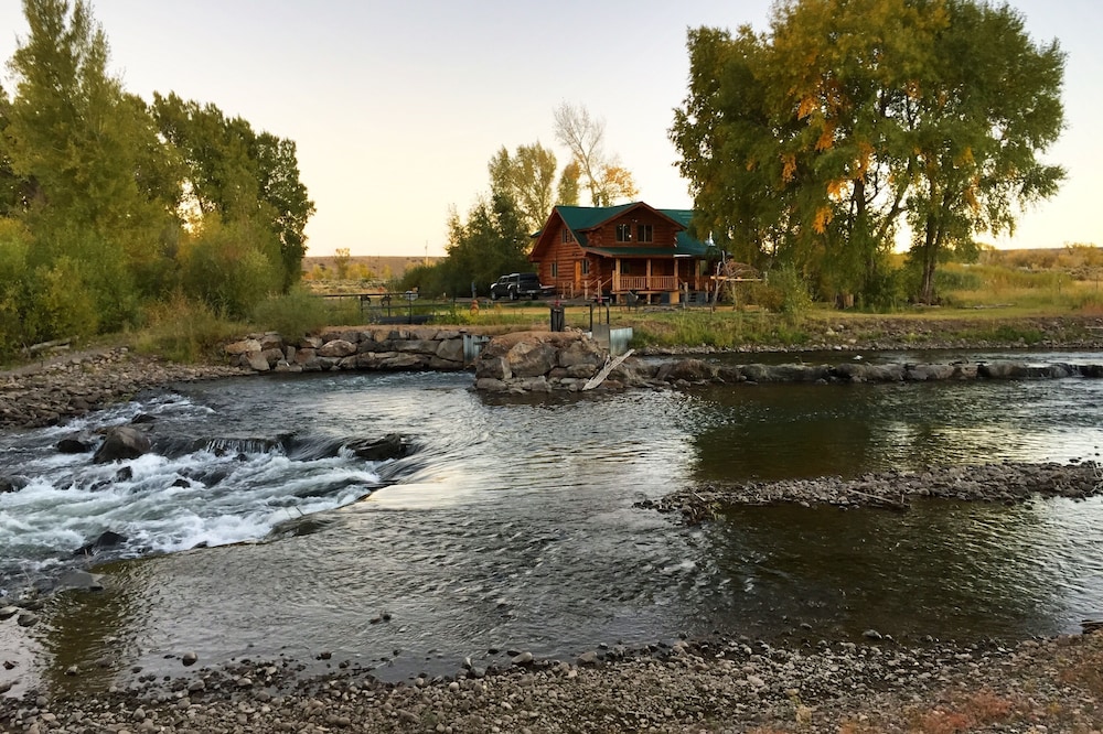 Hand Built Log Cabin On River - Three Bedrooms, Two Bath On Private 6.5 Acres