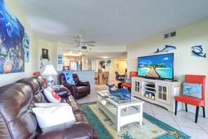 TV, DVD player, books, stereo