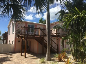 Exterior - Perfect Beach getaway! (Fort Myers Beach)