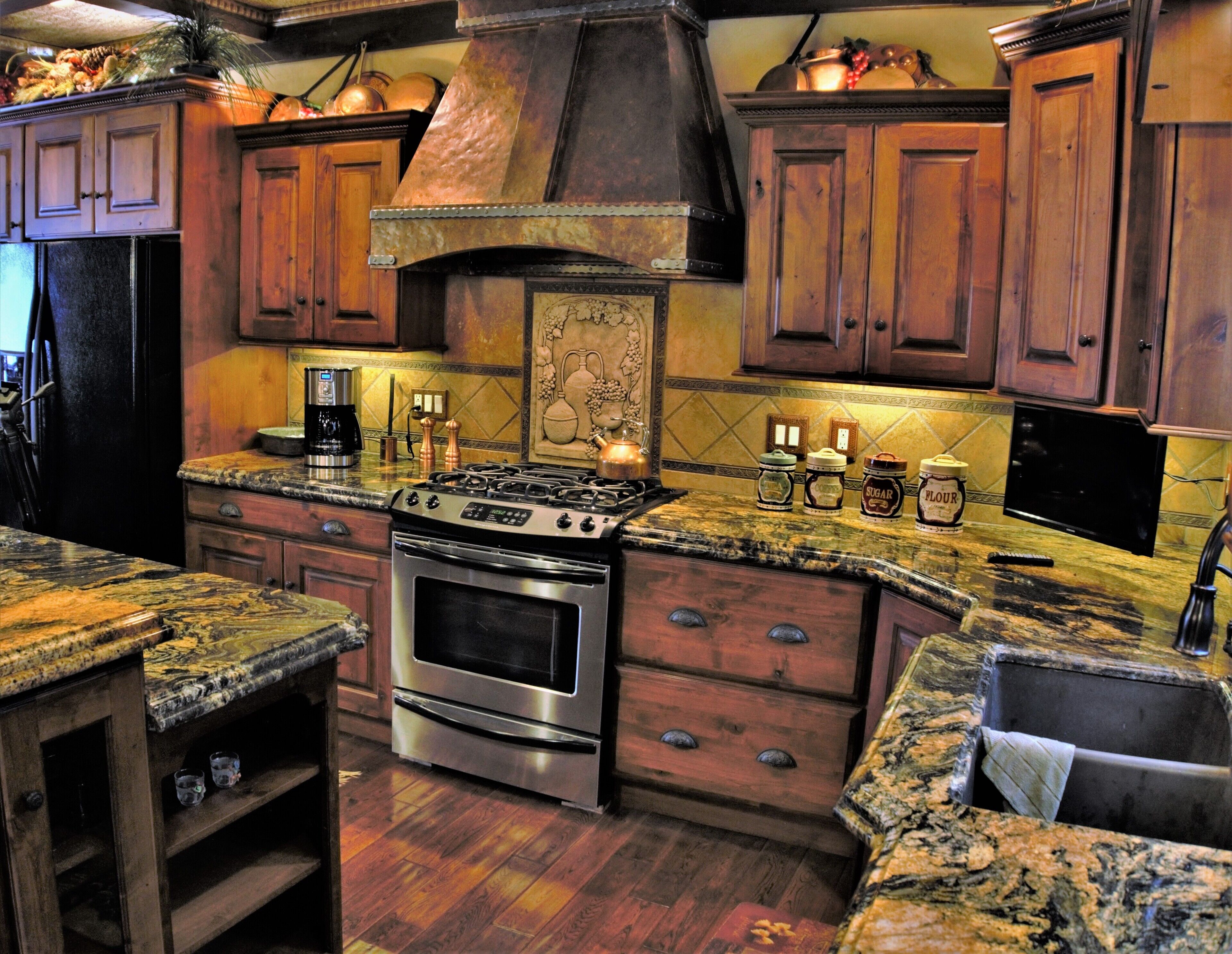 Beautiful ranch house getaway for two