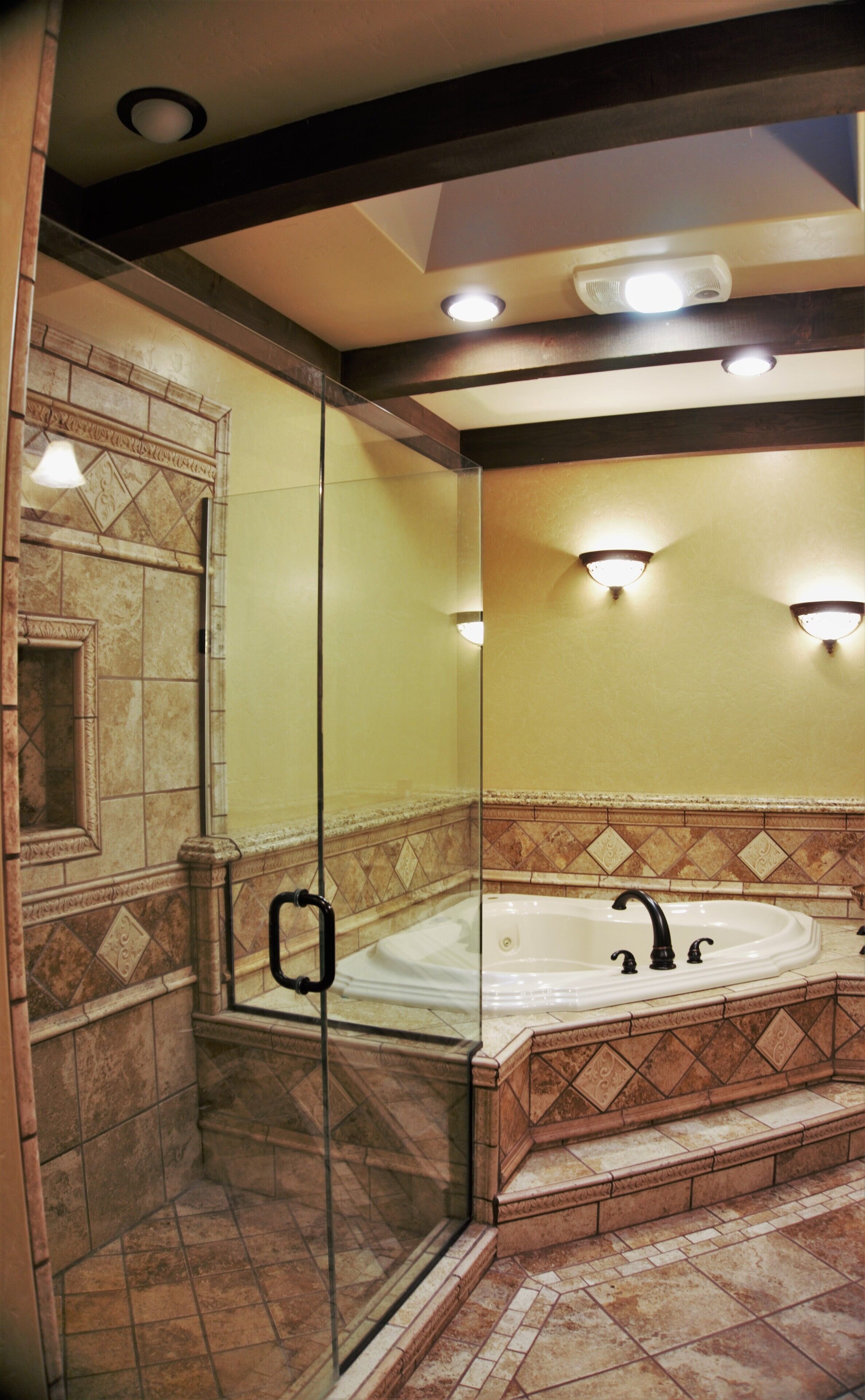 Beautiful ranch house getaway for two