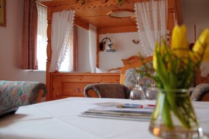 Deluxe Double Room, 1 Queen Bed | In-room safe, desk, blackout drapes, free WiFi