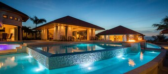 Samsara Villa - Beachfront Escape in Turks & Caicos