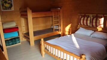 Chalet (Etape) | Iron/ironing board, WiFi