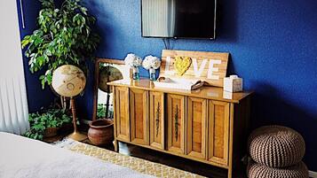 1 bedroom, free WiFi, bed sheets