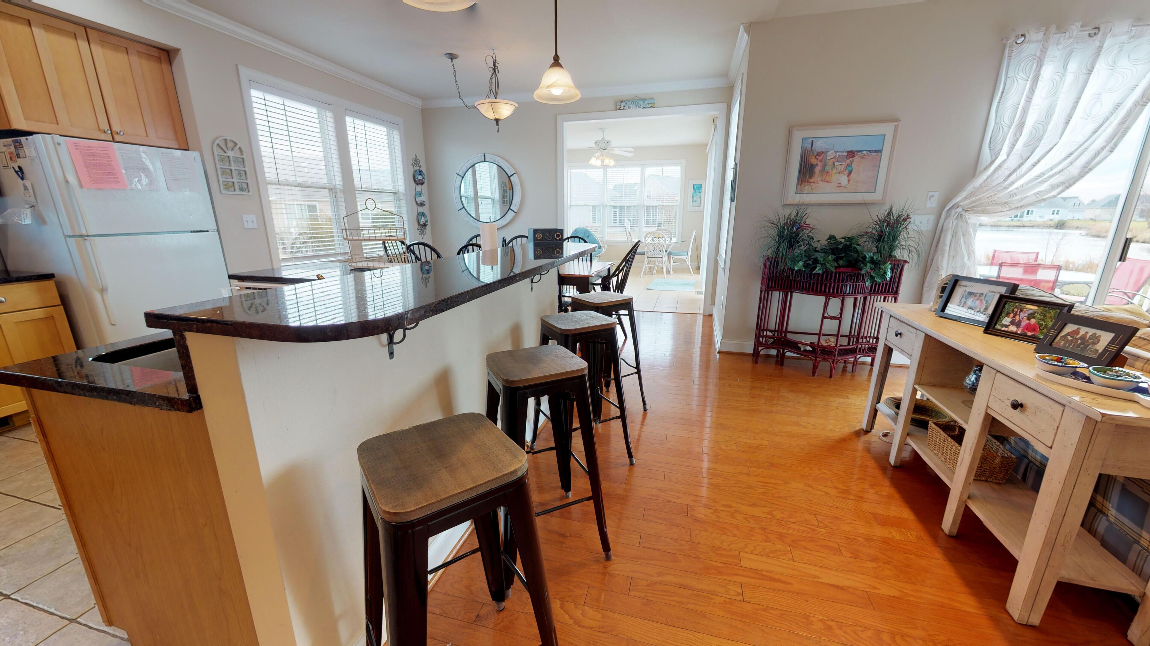 The Refuge - Fenwick Beach House - Minutes to the Beach