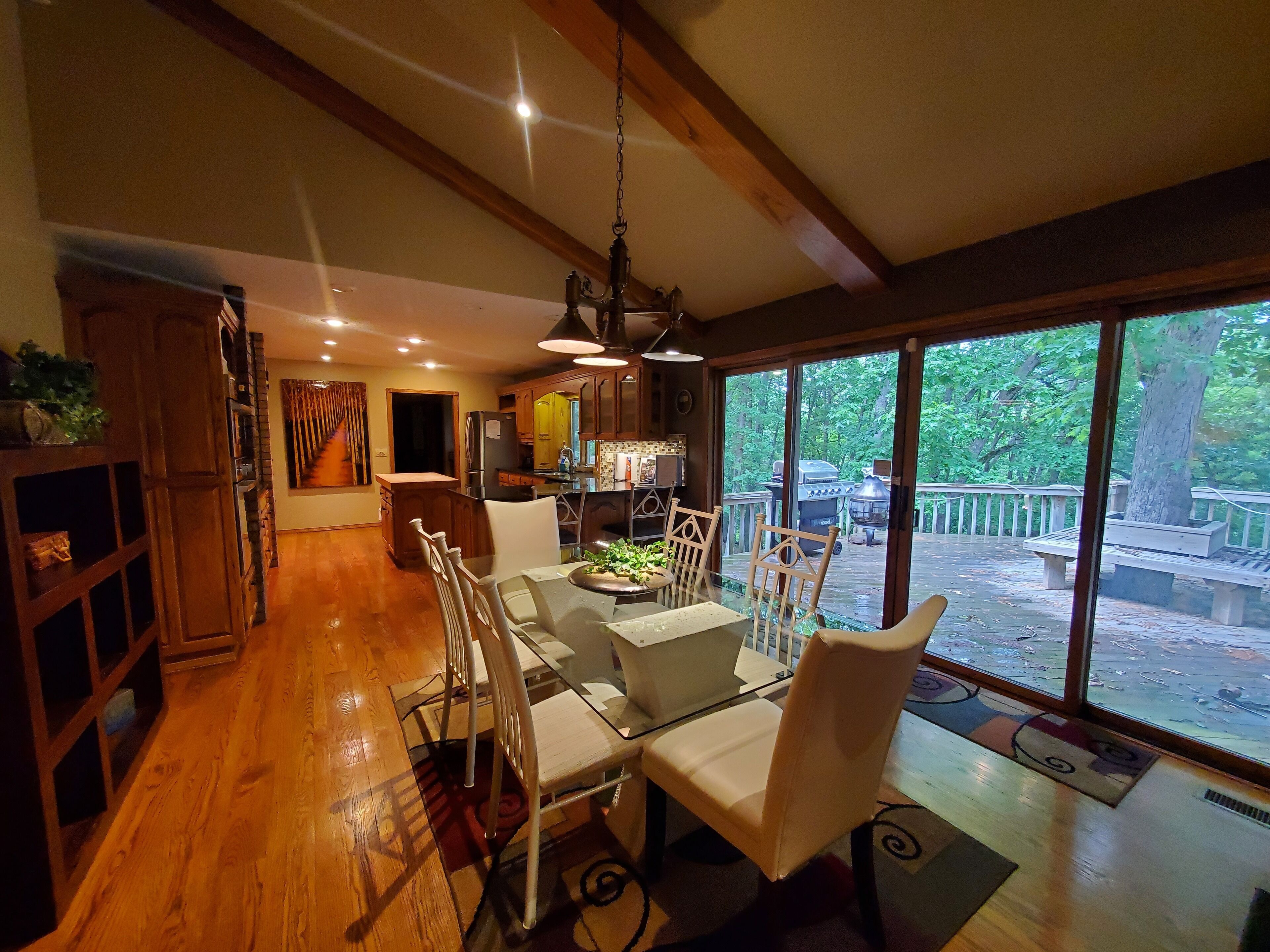 Beaver Point-Upscale Lake Home-Minutes to Prairie Creek Marina/Historic Rogers