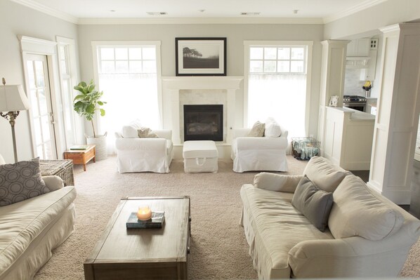 Smart TV, fireplace, video games, DVD player