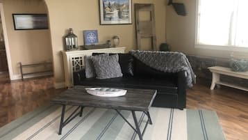 TV, DVD player
