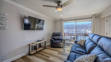 Smart TV, fireplace, video games