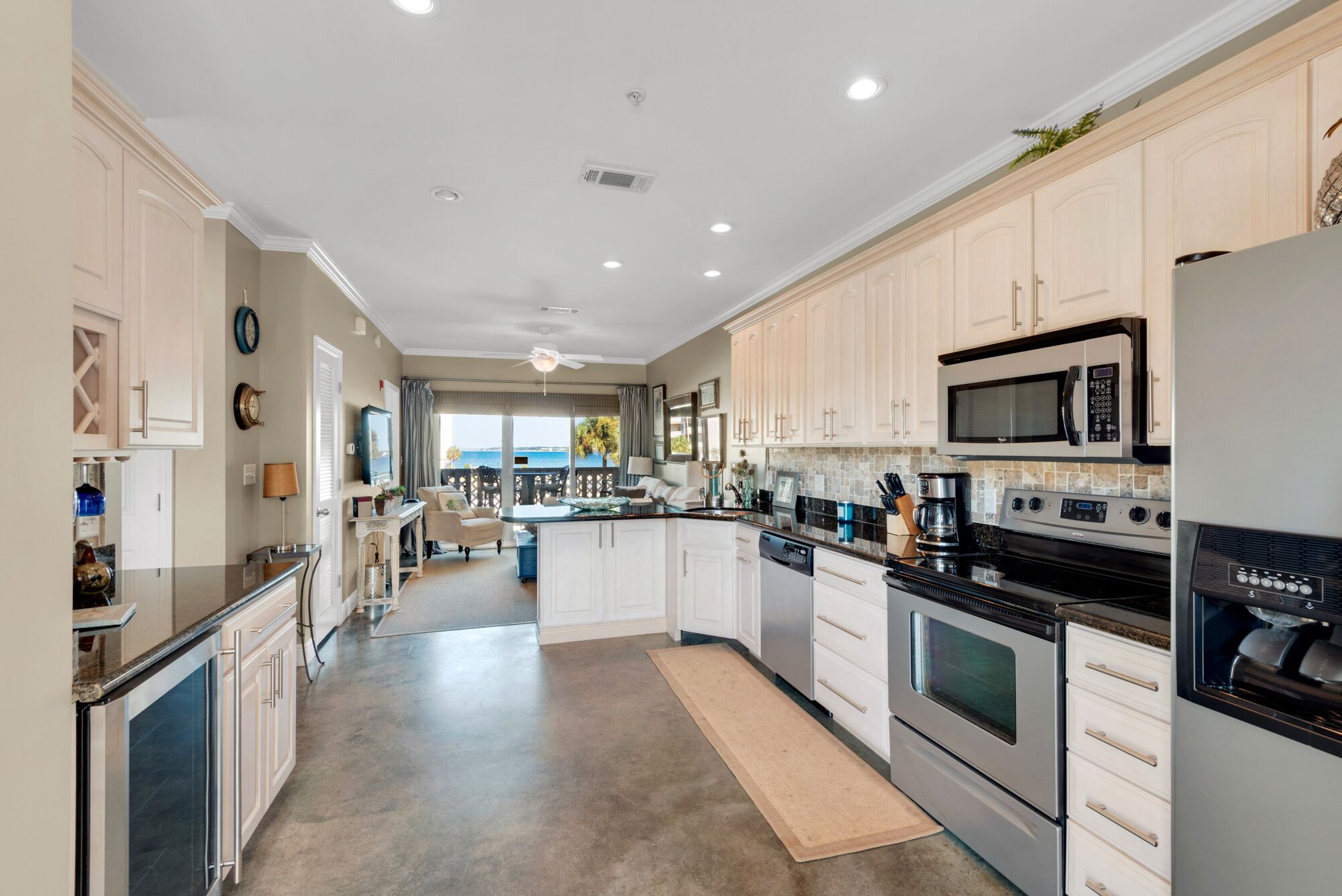 Beautiful Beach Getaway 