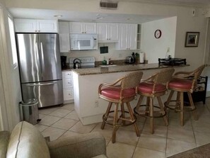 Fridge, microwave, oven, stovetop - In the heart of Old Naples (Naples)