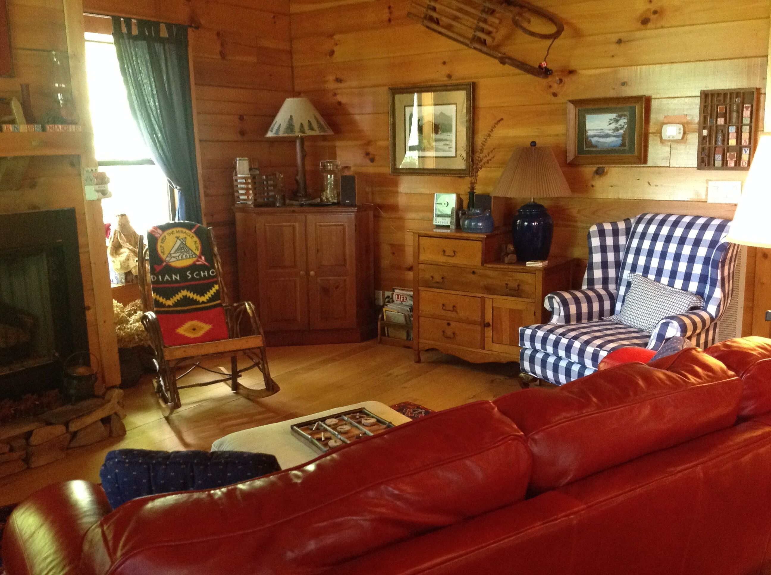 Cozy Mtn. Cabin-Great Location for Day Trips