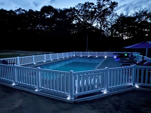 Outdoor pool, a heated pool - Resort Style backyard including professional PICKLEBALL COURT paddles & HOT TUB. (southampton)