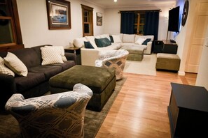 Televisor intel·ligent, llar de foc i videojocs