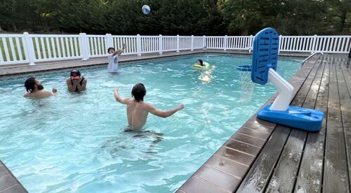Resort Style backyard including professional PICKLEBALL COURT paddles & HOT TUB.