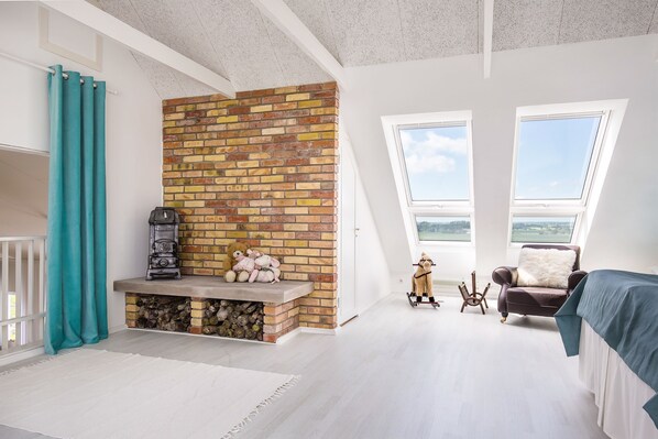 2 habitaciones, decoración personalizada y muebles diferentes