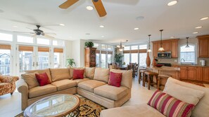 Smart TV, fireplace, DVD player, books - GoldCoast-2nd Flr w/Elevator-Handicap Friendly-Across from Beach, 5 bdrms/4 bths (Ocean City)