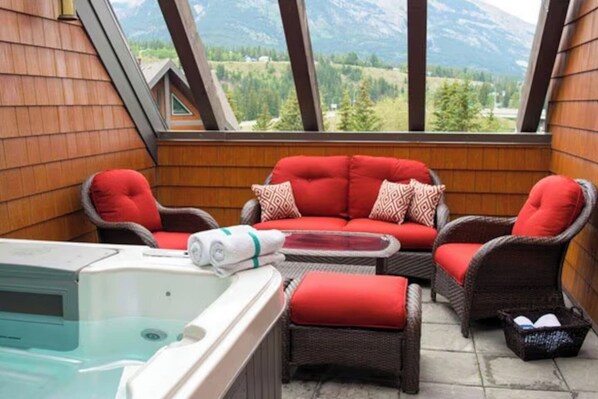 Baignoire à remous extérieure