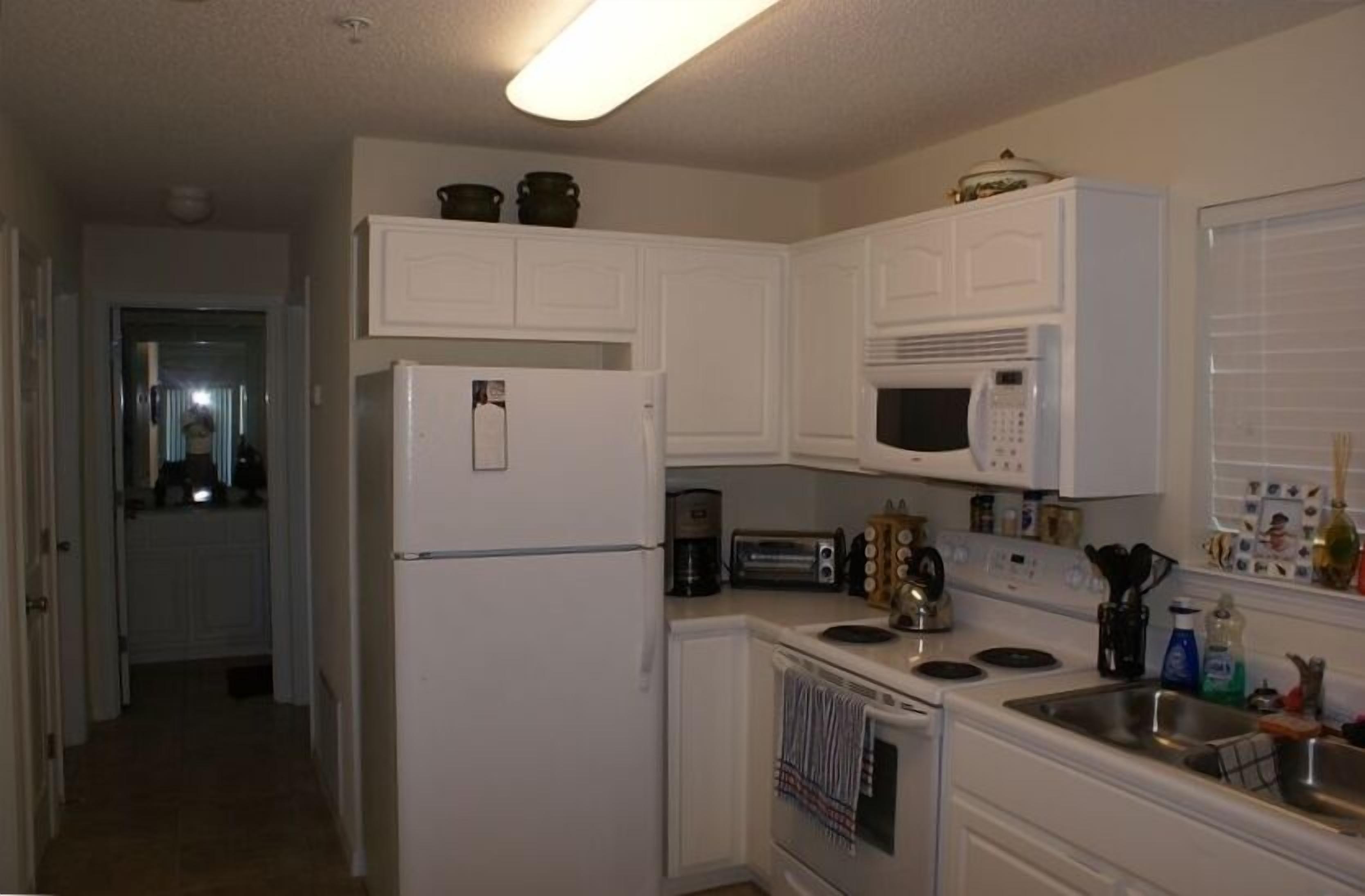 BOOK NOW FOR SPRING & SUMMER! BEST RATES 3 BR/2 BA w/3 Queen Beds!