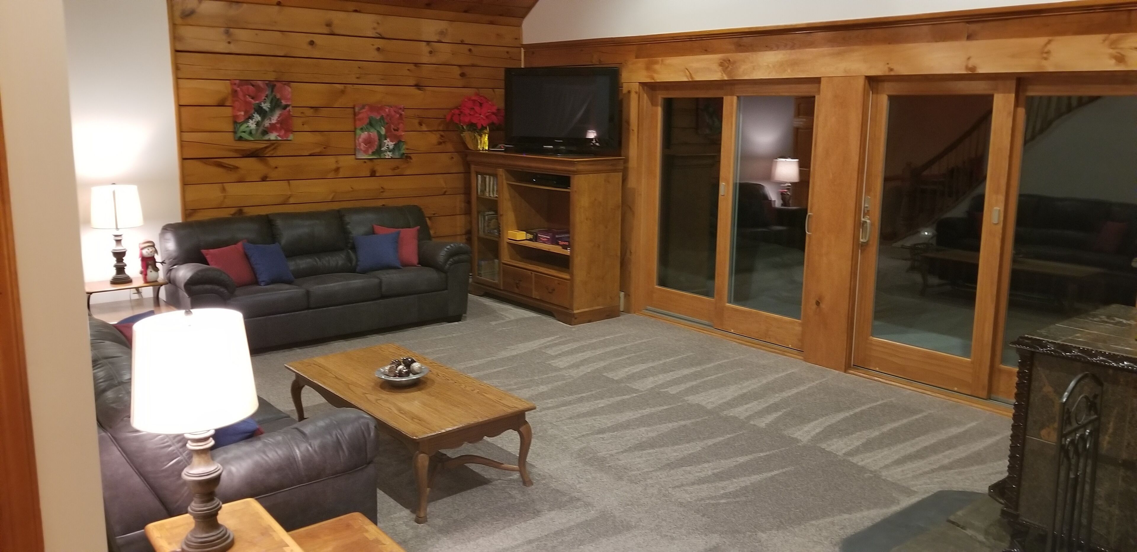 Western Catskills Paradise - Four-Season Mountaintop Retreat