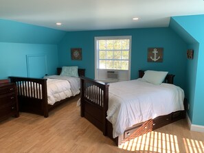 4 habitaciones, tabla de planchar con plancha y wifi gratis 