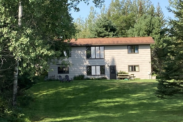 Welcome to Bayside Retreat - The Whole Lower Level will be Yours!