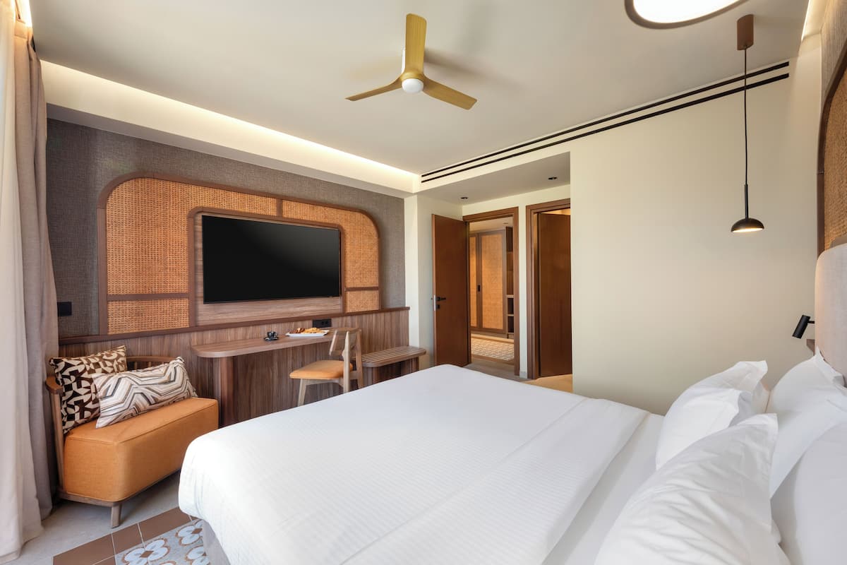 Deluxe Family Suite