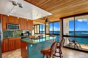 Fridge, microwave, dishwasher, coffee/tea maker