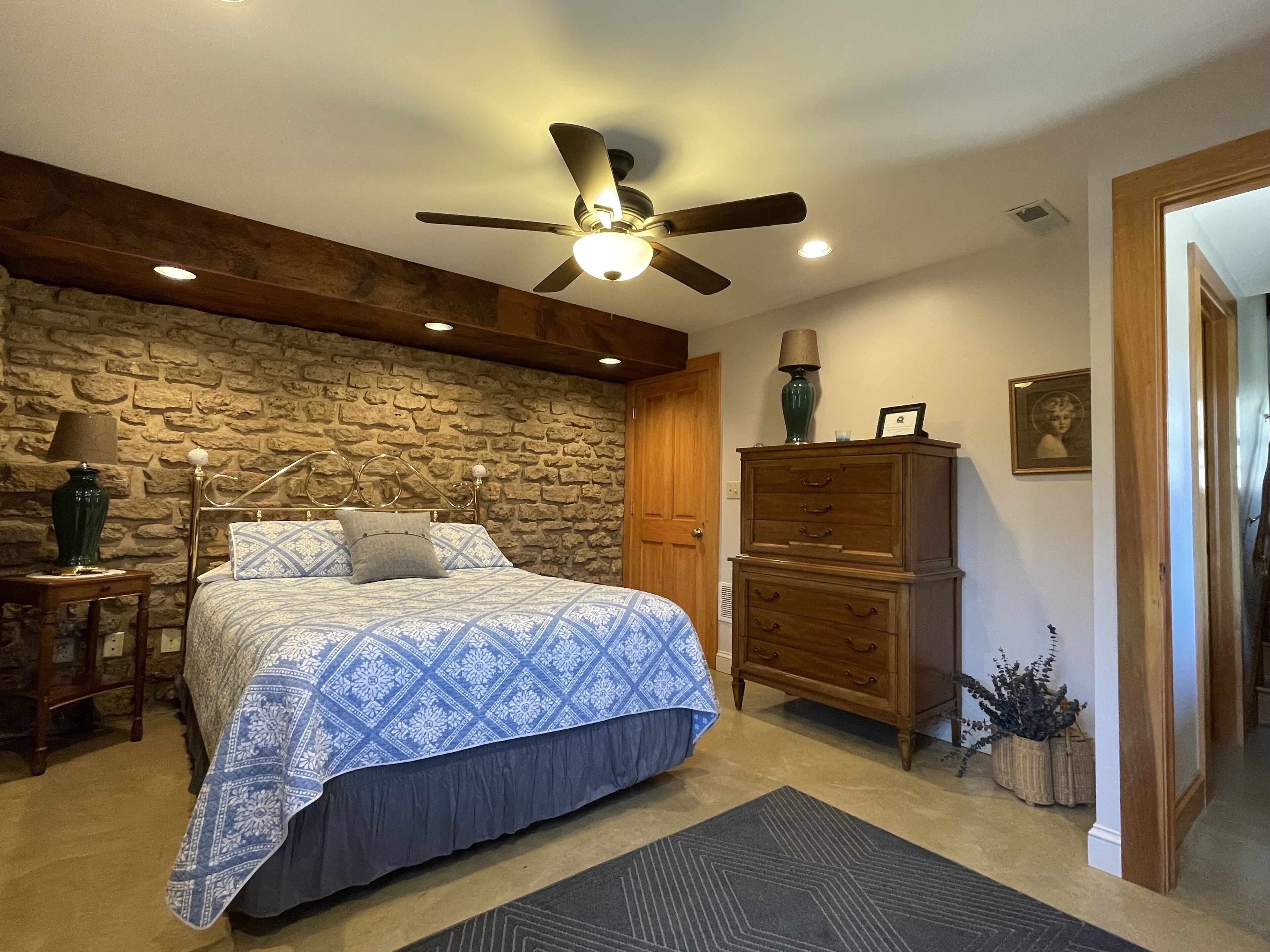 Rustic, Romantic, Secluded, & Private