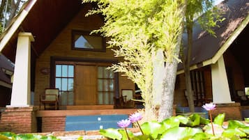 Chalet Signature, 1 cama de matrimonio, no fumadores, vistas al jardín | Vistas desde la habitación