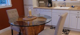 MontanAloha, a hideaway just North of Downtown Missoula