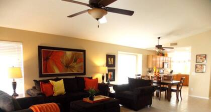 Super Remarkable Home, Professionally Decorated