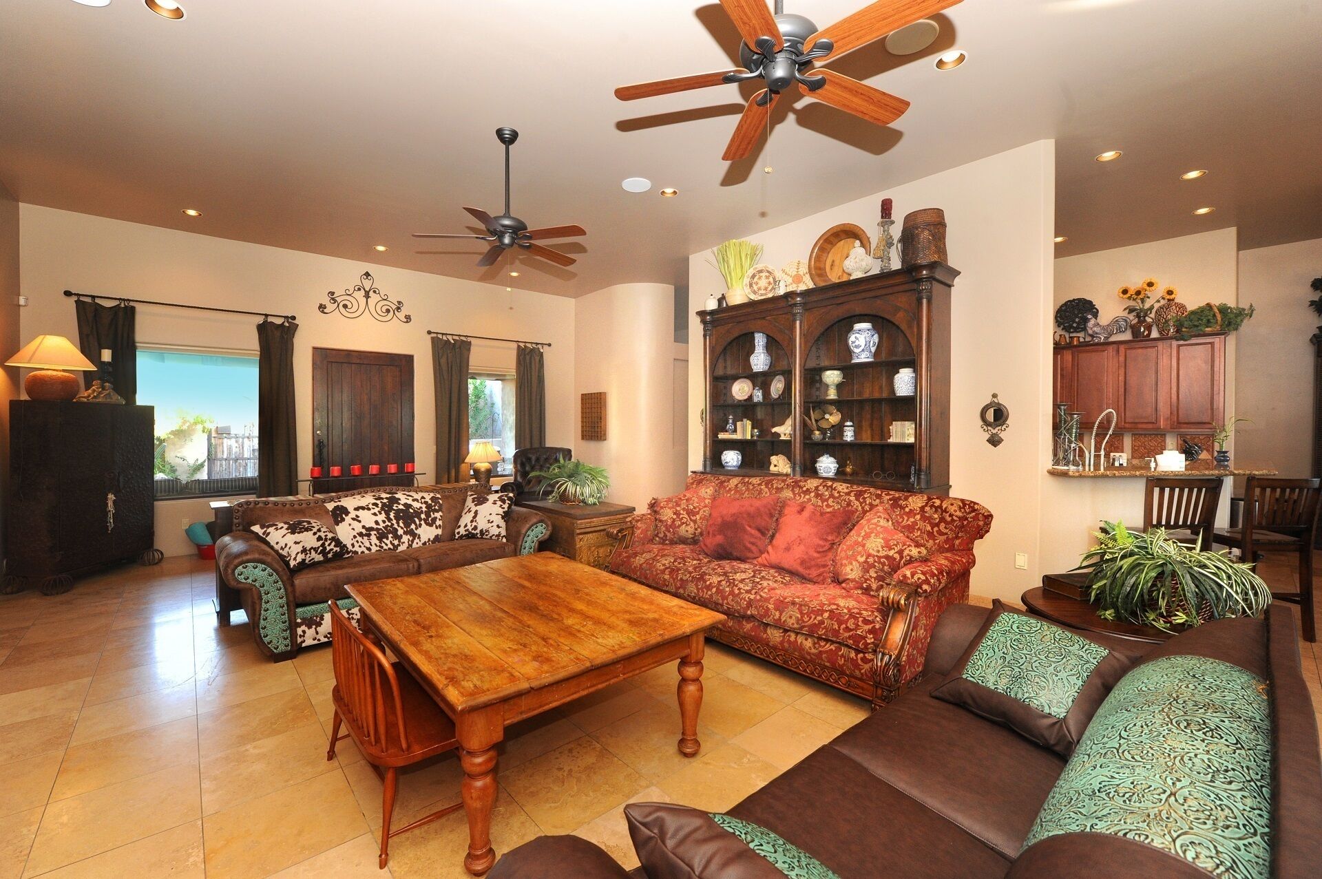 LARGE PRIVATE ESTATE + GREAT LOCATION + HEATED POOL + 2 SPAS + ROOM FOR EVERYONE