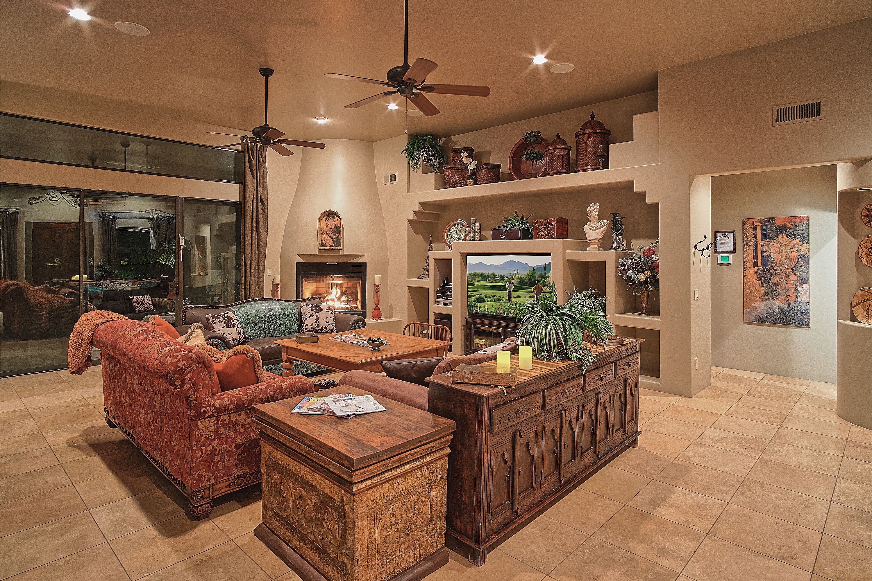 LARGE PRIVATE ESTATE + GREAT LOCATION + HEATED POOL + 2 SPAS + ROOM FOR EVERYONE