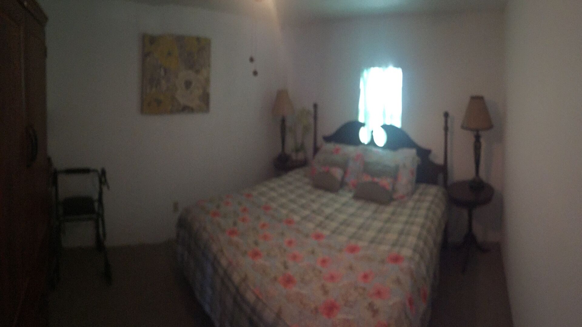 Spacious 2-Story 3BR 2B Family Beach House.  Huge Kitchen. Accomodates 10