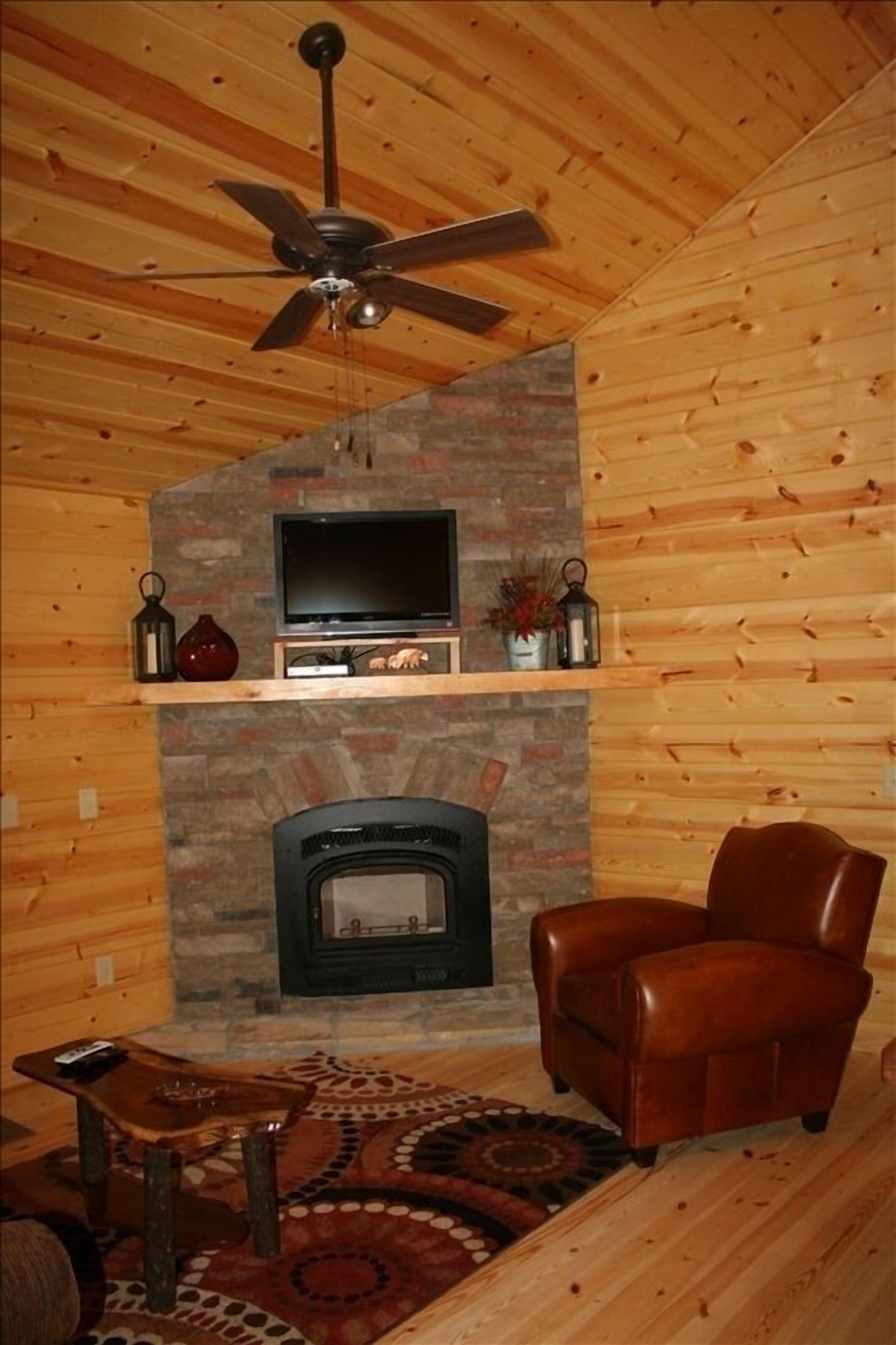  In the heart of all the popular Georgia mountains activities, easy to get to !!