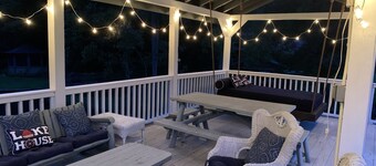 VAKRE FALLSFARGE PÅ LAKE BURTON; BÅTE TIL LEIE PÅ NETTSTED !!!