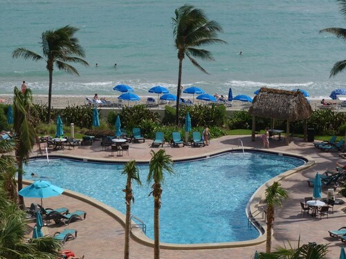 Délicieusement Décoré Direct Oceanfront Condo Hollywood Beach