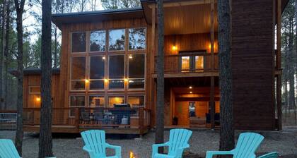 Driftwood Luxury Cabin