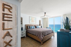 3 bedrooms, iron/ironing board, free WiFi, bed sheets - BOOKING AUGUST 2025-APRIL 2026 PLEASE SEE DESCRIPTION PRIOR TO BOOKING (Panama City Beach)