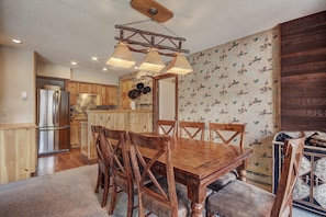 Apartment, 3 Schlafzimmer | Speisen